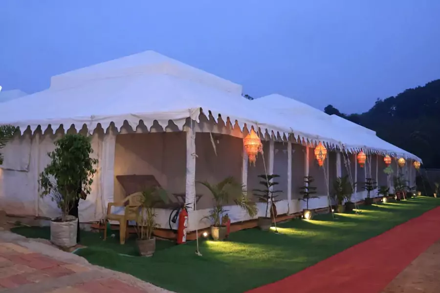 deluxe tent